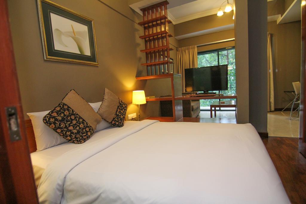 Peninsula Residence All Suite Hotel Куала Лумпур Екстериор снимка