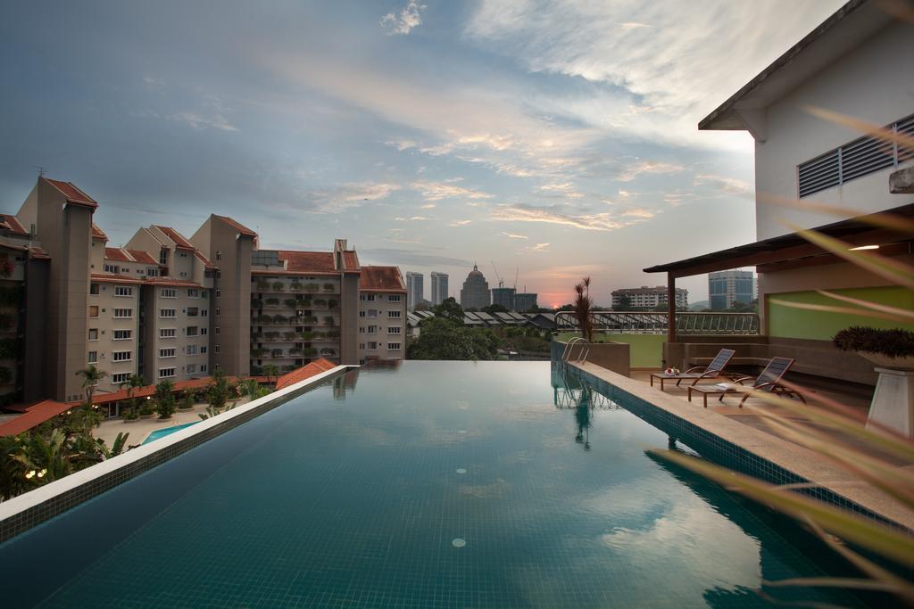 Peninsula Residence All Suite Hotel Куала Лумпур Екстериор снимка