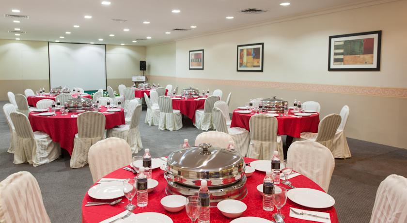 Peninsula Residence All Suite Hotel Куала Лумпур Екстериор снимка